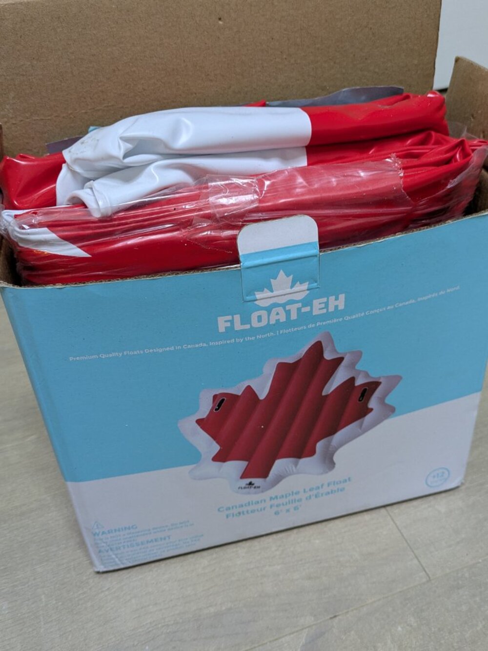 Large maple leaf float-eh float - Picture 4 of 4